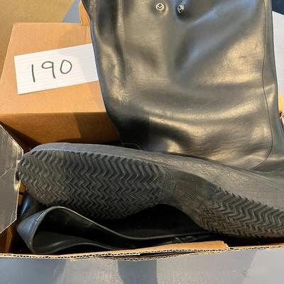 New LaCrosse Pack-Lite Overshoe Black Size 14
