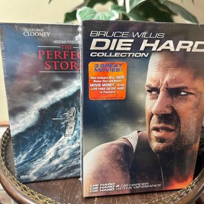 4 movie lot Bruce willis and Perfect Storm new sealed