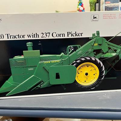 John Deere Prestige Collection 1958 730 with / 237 Corn Picker