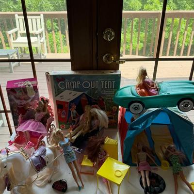 Barbie Camp-Out, Corvette, and other.Large older - vintage lot