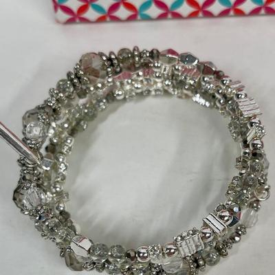 Premier Jewelry (3) Bracelets Bangles new without tag in box (Jewelry Lot #6)