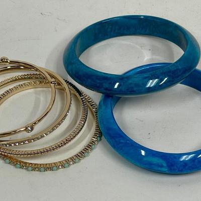 Fashion Jewelry Bangles Bracelets (Jewelry Lot #7)