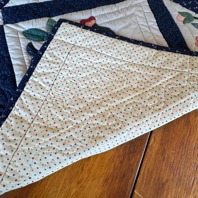 Mini Quilt / Wall Hanging 34x34