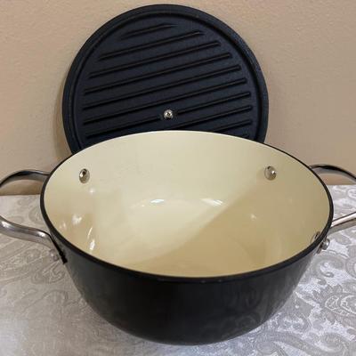 Cook Essentials 3-Qt cast iron enamel pot
