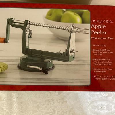 My Perfect Kitchen Apple Peeler NEW