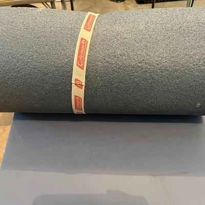 Black Pilates Mat + blue mat