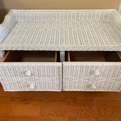 Real wicker bench w/2 drawers