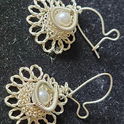 Vintage BOHO Floral wire wrap pearl set