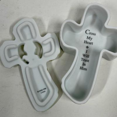 Precious Moments by Enesco Porcelain Cross Trinket Box