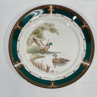 Collectible Plate: Mallard Ducks