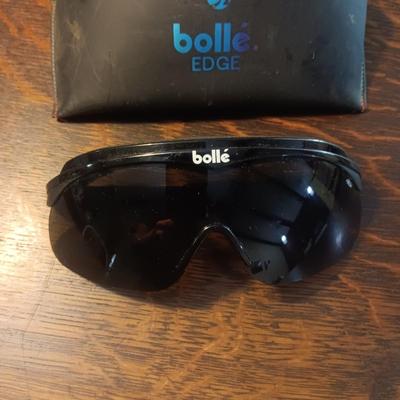 BOLLE EDGE SUNGLASSES WITH CASE