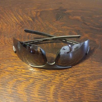 3 PAIRS OF SUNGLASSES