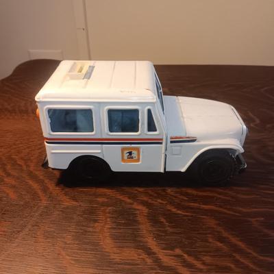 US POSTAL DIE-CAST MODEL JEEP BANK
