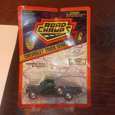 FORD AND CHEVROLET DIE-CAST ROAD CHAMPS