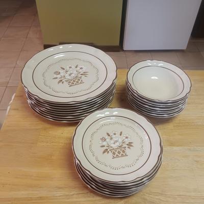 8 PLACE SETTING DINNERWARE STONEWARE