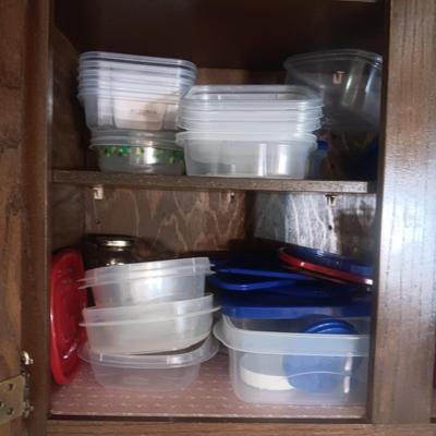PLASTIC FOOD STORAGE CONTAINERS