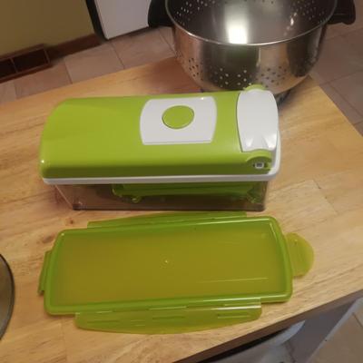 NEW 12 PC ALL IN ONE FOOD PREP SET & MORE
