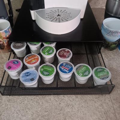 KEURIG SINGLE CUP COFFEE MAKER, PODS W/HOLDER, MUGS AND THERMOS