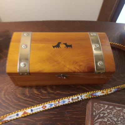 2 WOODEN BOXES AND A HAND BEADED BELT