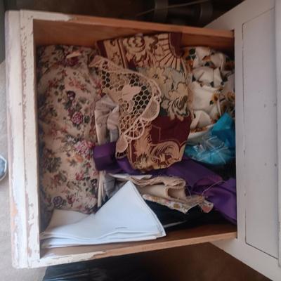 SEWING NOTIONS, LACE, TRIM & BINDING, SEWING MATERIAL