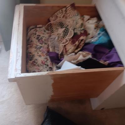 SEWING NOTIONS, LACE, TRIM & BINDING, SEWING MATERIAL