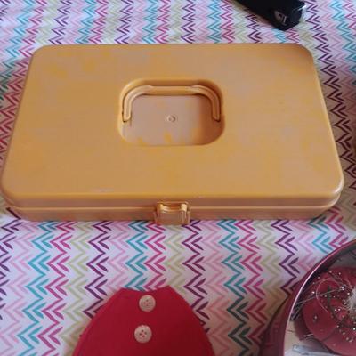 SEWING NOTIONS WITH 2 SEWING BOXES AND 1 WOOD BOX