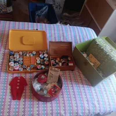 SEWING NOTIONS WITH 2 SEWING BOXES AND 1 WOOD BOX