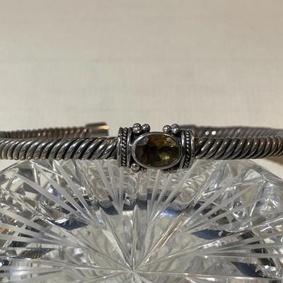 Vintage Heavy Sterling Silver Citrine Color Stone Standard Size Cable Cuff Bracelet in Good Preowned Condition.