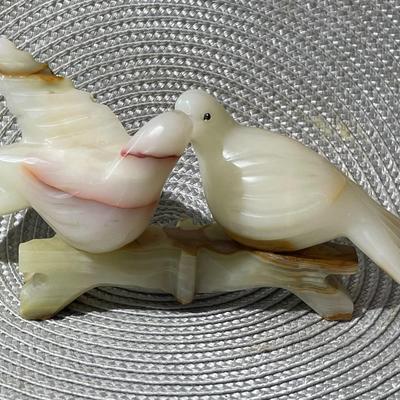Vintage Carved Alabaster/Marble Love Birds 7" Wide x 3.75" Tall in VG Preowned Condition.