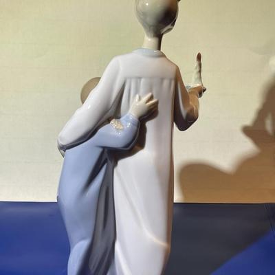 Vintage Lladro “Boy in Night Shirt Holding Candle” Figurine #4874 in VG Preowned Condition.