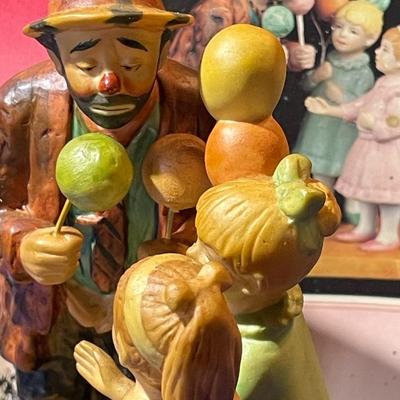 The Original Emmett Kelly Circus Collection Cotton Candy Figurine in Good Condition.