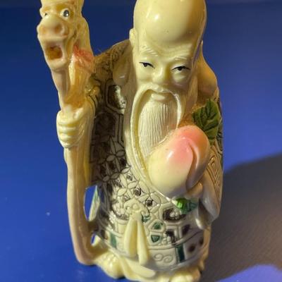 Asian Resin 3" Netsuke Style Figure in VG Preowned Condition.