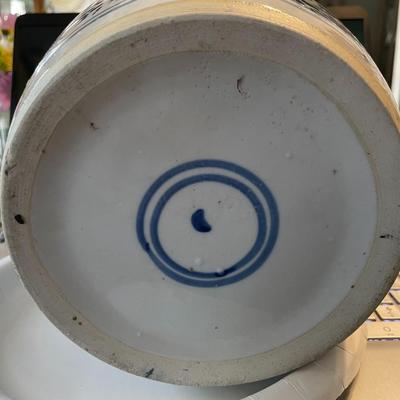 Antique Chinese Double Happiness Blue & White Ceramic Ginger Jar 9" Tall No Lid in VG Condition.