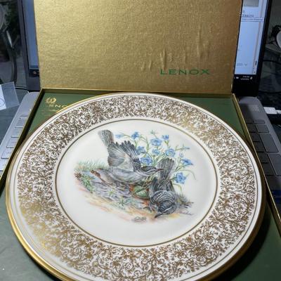 Vintage Lenox Annual Boehm Birds Porcelain Plate 1978 Mockingbird Plate 10.5" in Original Box as Pictured.