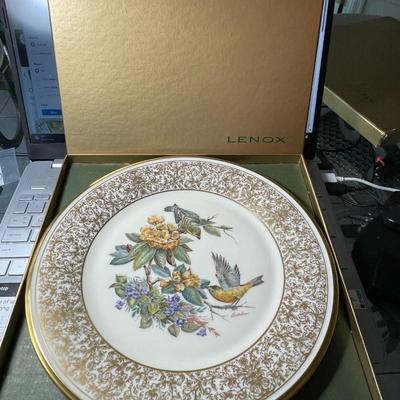 Vintage Lenox Annual Boehm Birds Porcelain Plate 1971 Goldfinch Plate 10.5" in Original Box as Pictured.