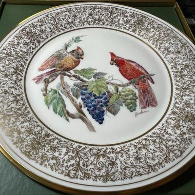 Vintage Lenox Annual Boehm Birds Porcelain Plate 1976 Cardinals Plate 10.5" in Original Box as Pictured.