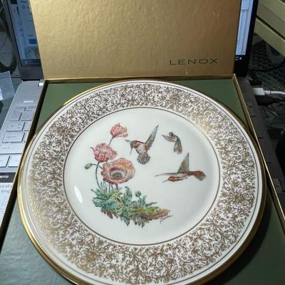 Vintage Lenox Annual Boehm Birds Porcelain Plate 1974 Hummingbird Plate 10.5" in Original Box as Pictured.