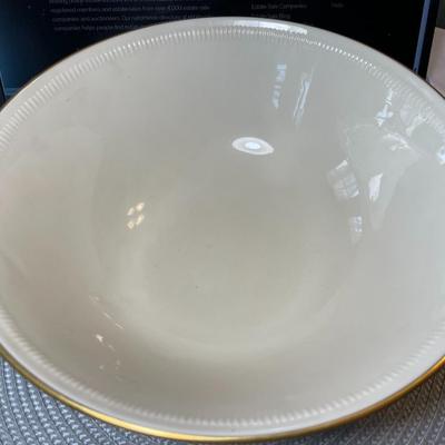 The Constitution Bowl 10.5" Diameter, Centerpiece by Lenox in VG Preowned Condition.