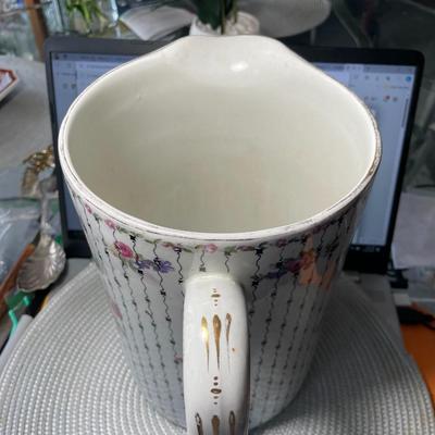 Vintage Royal Staffordshire Pottery Wilkinson Ltd England Pitcher 10" Tall in Good Preowned Condition.