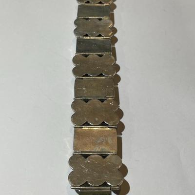 Vintage Mid-Century Mexican Sterling Silver .925 Green Onyx Bracelet 7.25 " Long 64.8 Grams TW as Pictured.