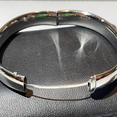 Vintage Never Worn Condition Sterling Silver .925 Standard 7" Bangle Bracelet 1/2" Wide as Pictured.