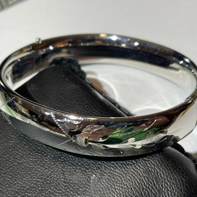 Vintage Never Worn Condition Sterling Silver .925 Standard 7" Bangle Bracelet 1/2" Wide as Pictured.