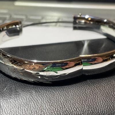 Vintage Never Worn Condition Sterling Silver .925 Standard 7" Bangle Bracelet 1/2" Wide as Pictured.