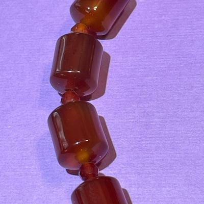 Vintage Nicely Made Carnelian Fashion Bead Necklace 16" w/Stone Pendant in VG Preowned Condition.