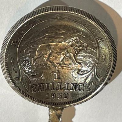 Vintage East Africa 1952 1 Shilling King George Coin Spoon w/Carved Wooden Elephant Handle as Pic'd.