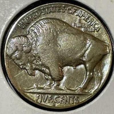 1935-S UNCIRCULATED/LIGHTLY TONED CONDITION BUFFALO NICKEL AS PICTURED.