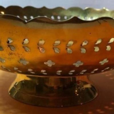 Vintage Solid Brass Filigree 9.75" Diameter Fruit Pedestal Bowl in VG Condition as Pictured.