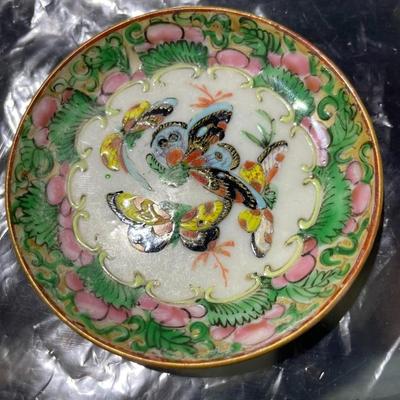 19th Century Hand Painted Chinese Mini Butterfly Plate 3" Diameter in Good Preowned Condition.