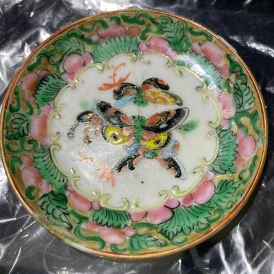 19th Century Hand Painted Chinese Mini Butterfly Plate 3" Diameter in Good Preowned Condition.