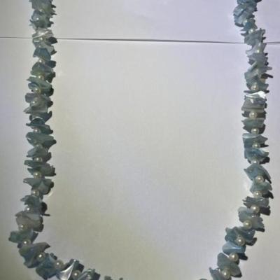 VINTAGE 46" Fashion Sky Blue Color Shell & Pearl Necklace in VG Preowned Condition.